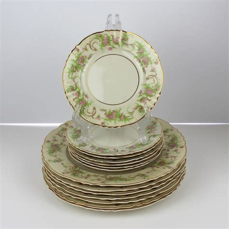 Federal shape syracuse china value. Things To Know About Federal shape syracuse china value. 